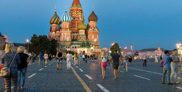 Rus Dışişleri: Ocaktan itibaren 113 ülkenin vatandaşları Rusya'ya kağıt vizesiz giriş yapabilecek