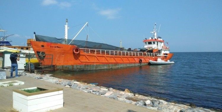 Akdeniz'de yaşanacak faciayı Sahil Güvenlik ve emniyet önledi