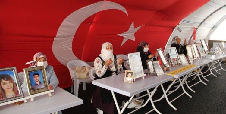 HDP önündeki ailelerin evlat nöbeti 309'uncu gününde