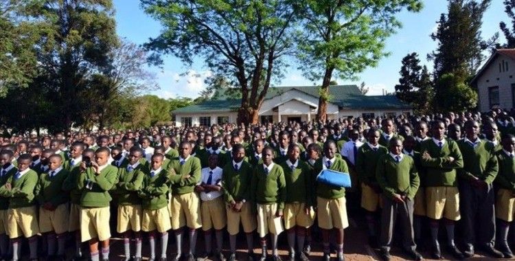 Kenya'da okullar 2021'e kadar kapalı kalacak