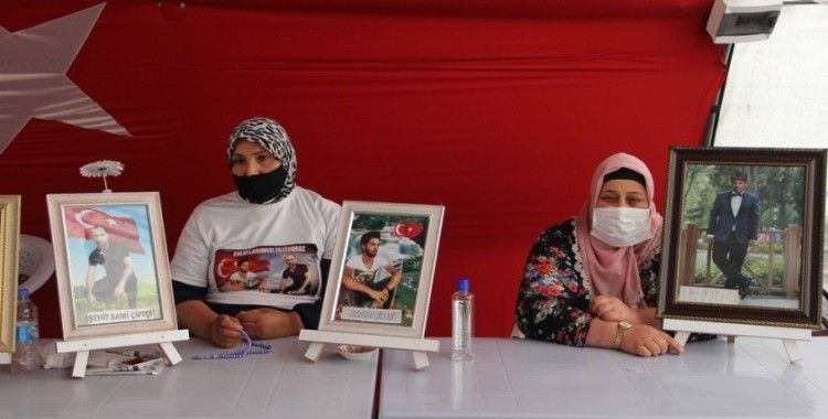 HDP önündeki ailelerin evlat nöbeti 310'uncu gününde