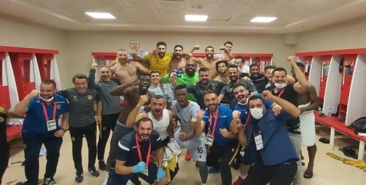 Yeni Malatyaspor'da galibiyet sevinci sürüyor
