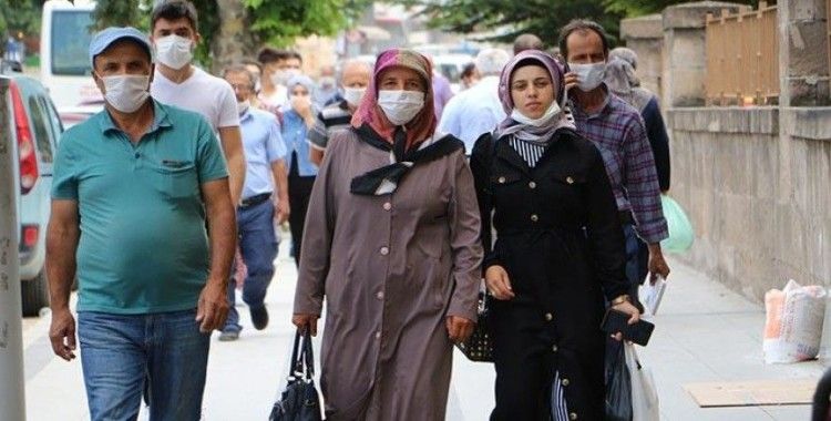 Vaka sayısının 'pik' yaptığı Adana'da endişelendiren görüntüler