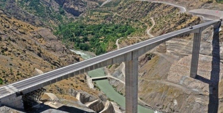 Türkiye'nin en yüksek köprüsü açılıyor