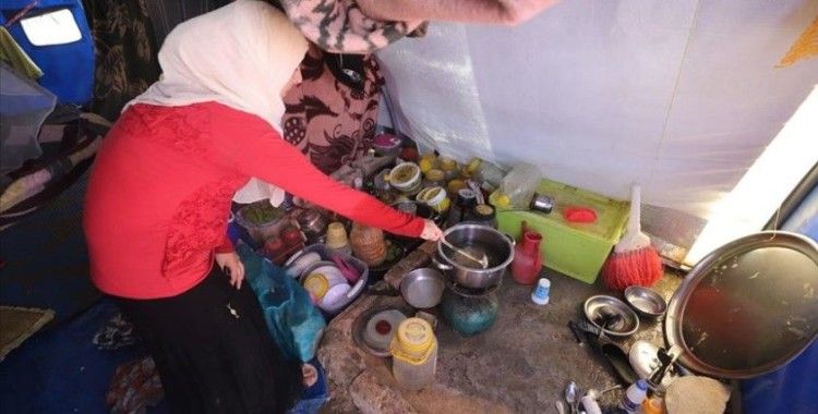 Suriye kamplarındaki sivilleri açlık korkusu sardı