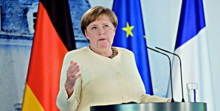 Bild gazetesi: Merkel devreye girip Türkiye ile Yunanistan arasında askeri anlaşmazlığın önüne geçti
