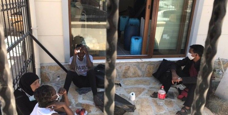 Marmaris'te 5 düzensiz göçmen kurtarıldı