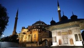 Ayasofya Camisi'nde açılış hazırlıkları sürüyor