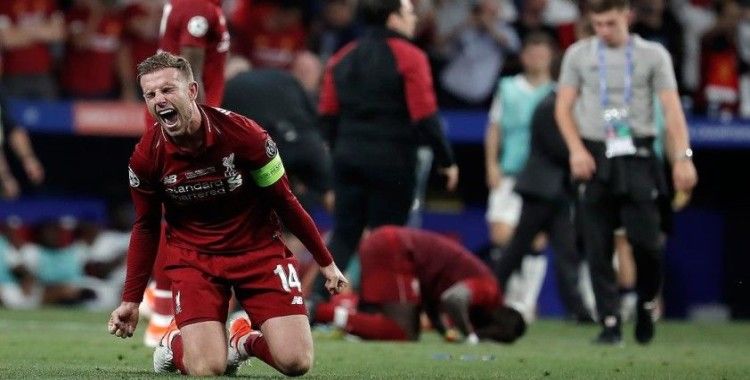 Liverpool kaptanı Henderson'a yılın futbolcusu ödülü 