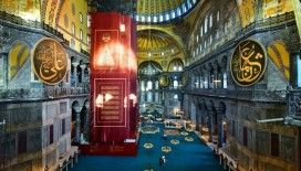 Açılışa saatler kala Ayasoyfa Camii içerisinden fotoğraf karesi