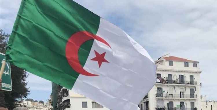 Cezayirliler, Ayasofya-i Kebir Cami-i Şerifi'nin yeniden ibadete açılmasını sevinçle karşıladı