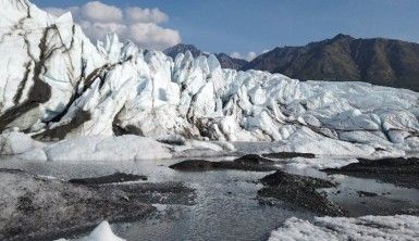 Türk çift Alaska'da küresel ısınmanın etkilerini görüntüledi