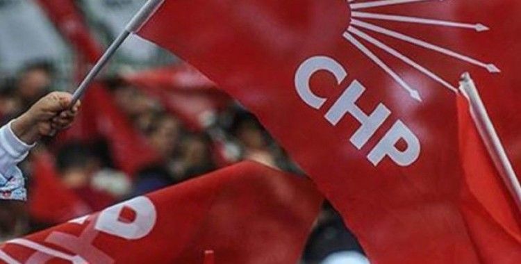 CHP Kurultayı'nda demokrasi manifestosu oylanacak.