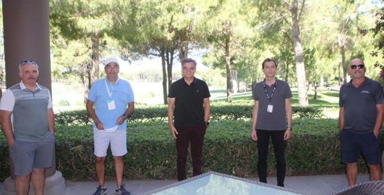 Alman turizm acenteleri temsilcileri Antalya'da golf sahalarını gezdi