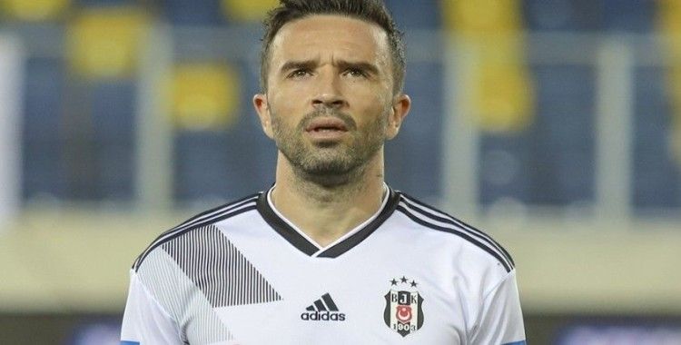 Gökhan Gönül Beşiktaş ile son maçına çıktı