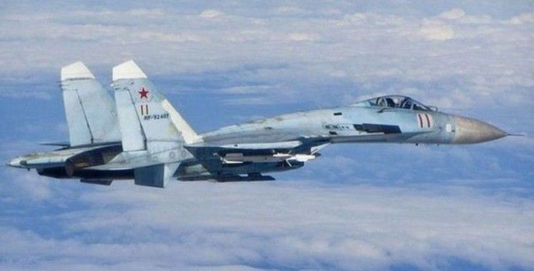 Rus savaş uçağı, Karadeniz üzerinde uçuş yapan ABD uçağını uzaklaştırdı