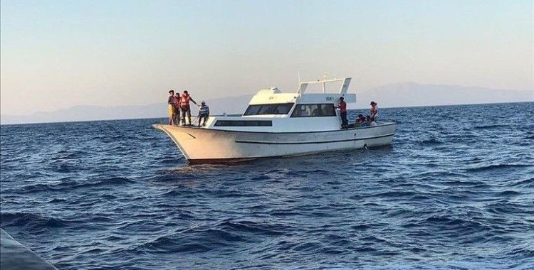 Muğla'da Türk kara sularına itilen 83 sığınmacı kurtarıldı