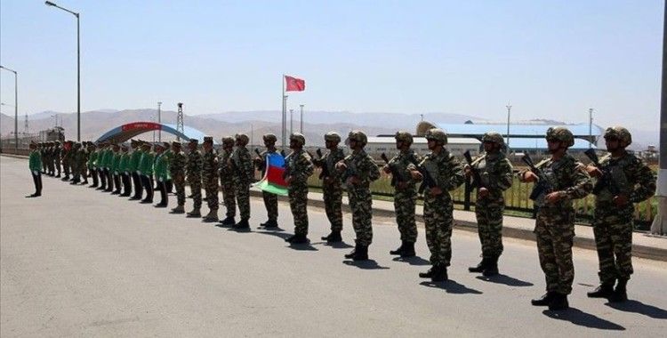 Türkiye ve Azerbaycan'ın geniş kapsamlı ortak askeri tatbikatı başladı
