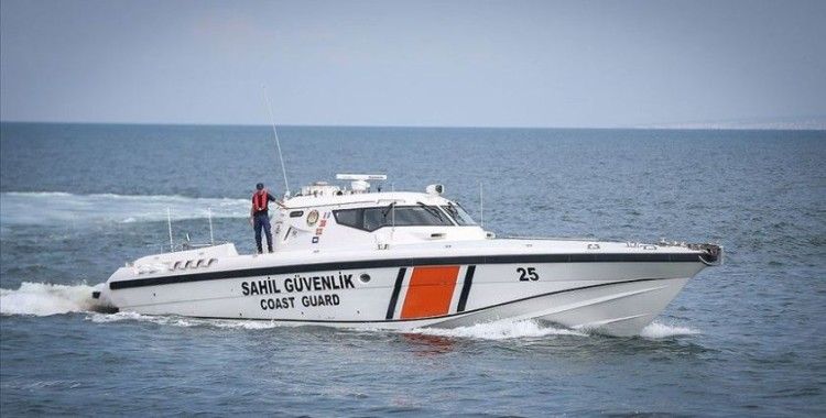 İzmir Foça'da tekne battı: 4 ölü, 1 kişi aranıyor