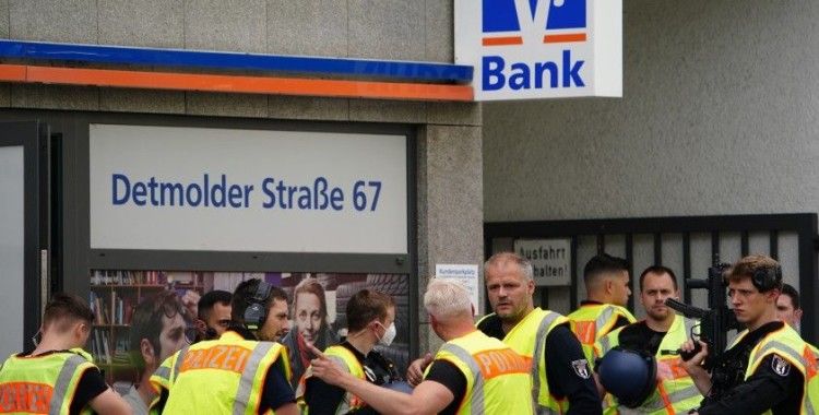 Berlin'de silahlı banka soygunu girişimi: 1 yaralı