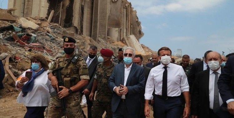 Macron'dan 'Beyrut'taki patlama için şeffaf soruşturma' ve 'yolsuzlukla mücadele' çağrısı