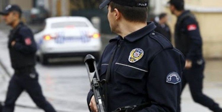 İstanbul'da polis kapı kapı dolaştı, 'hırsız' diyerek zillere bastı