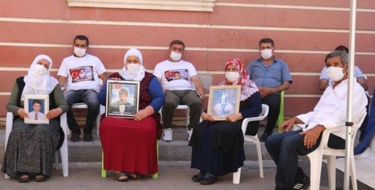 HDP önündeki ailelerin evlat nöbeti 339'uncu gününde