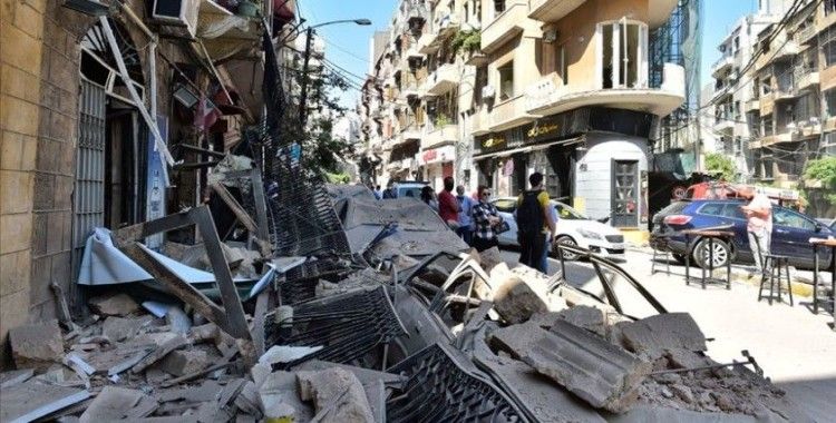 Beyrut'ta şiddetli patlamanın etkili olduğu bölgelerde hırsızlık olayları başladı