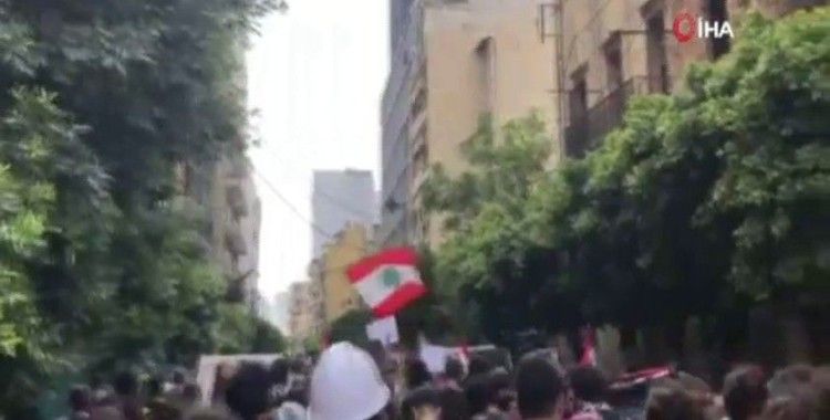 Beyrut'ta protestocular ile güvenlik güçleri arasında çatışma