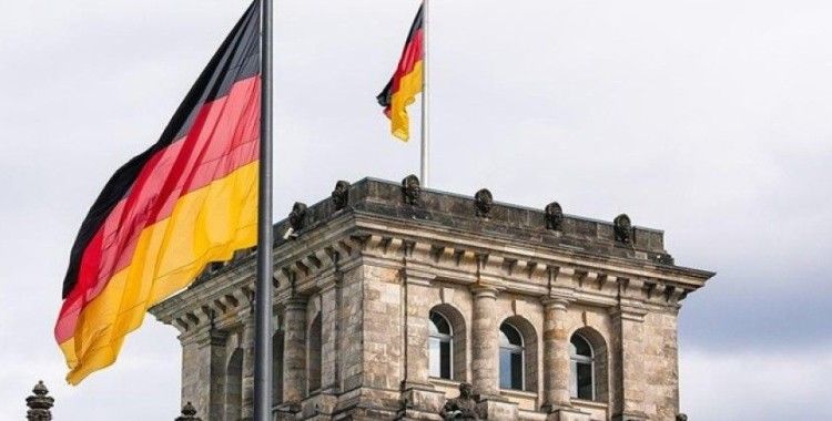 Covid-19, Alman ekonomisini Nisan 2021'e kadar olumsuz etkileyecek