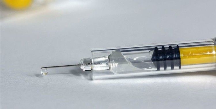Rusya'da Kovid-19 aşısı tescillendi