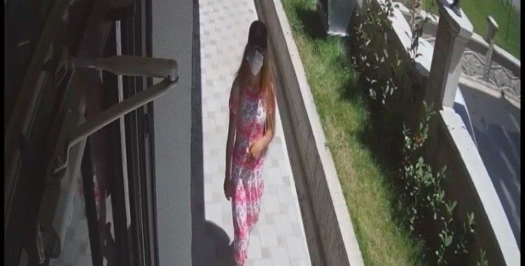 Bursa’da maskeli 3 kadının hırsızlık anları kameralara yansıdı