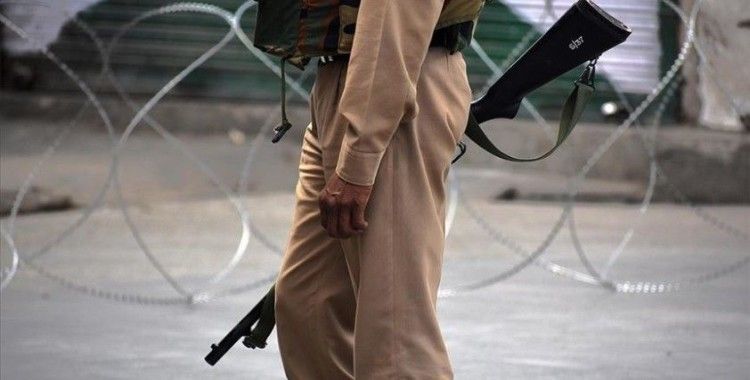 Cammu Keşmir'de çatışmada 3 kişi öldü