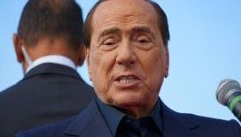 Eski İtalya Başbakanı Berlusconi Covid-19'a yakalandı