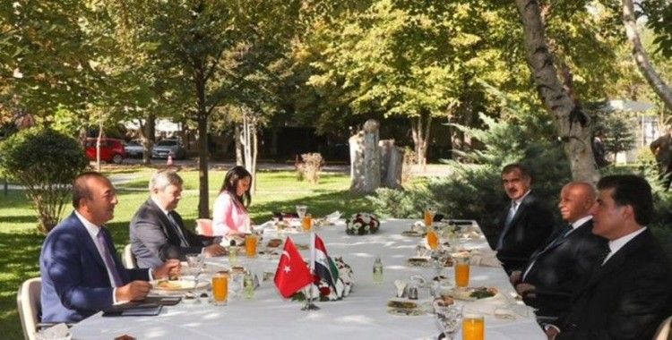 Bakan Çavuşoğlu,  IKBY Başkanı Neçirvan Barzani ile görüştü