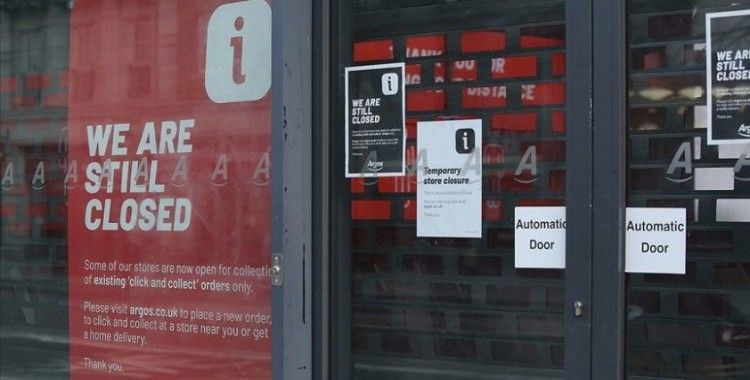 İngiltere'de salgının etkilerine dayanamayan mağazalar kepenk kapatıyor