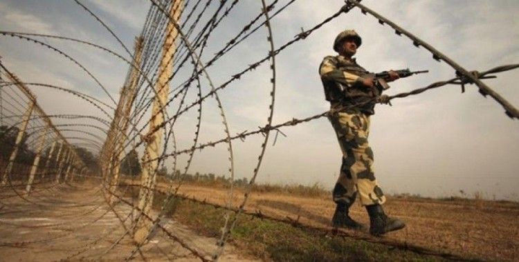 Çin-Hindistan sınırında gerginlik: Çin'den 'Hint ordusu sınırı geçerek ateş açtı' iddiası