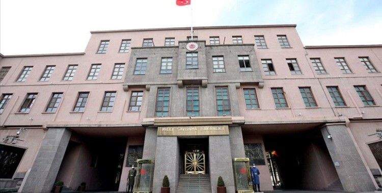 Türkiye-Yunanistan askeri heyetleri arasında yapılması planlanan toplantı 10 Eylül'e ertelendi