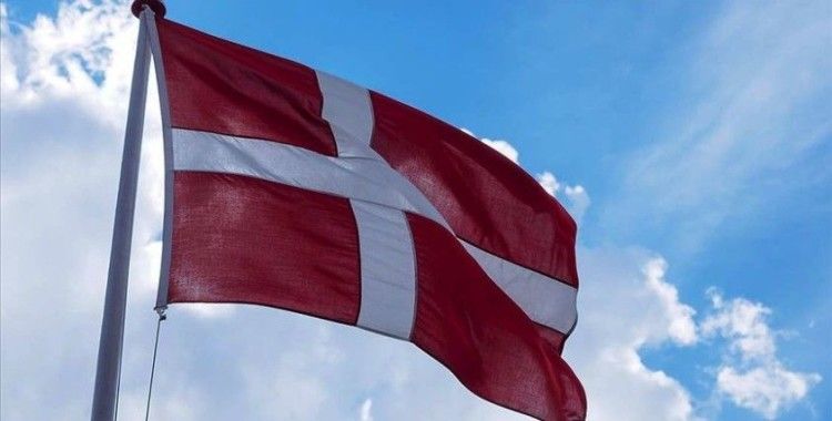 Danimarkalı ırkçı parti üyelerinden Stockholm'de Kur'an yakma provokasyonu