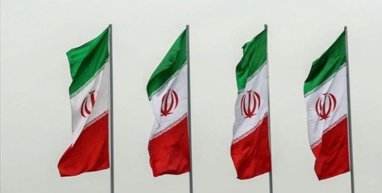İran, İngiltere'den Şah zamanından kalma borcunu 'süratle' ödemesini istedi