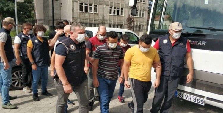 DEAŞ'tan gözaltına alınan 6 yabancı uyruklunun gözaltı süresi uzatıldı