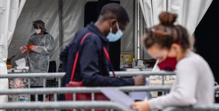Fransa'da Kovid-19 hastaları için izolasyon süresi 7 güne indirilecek