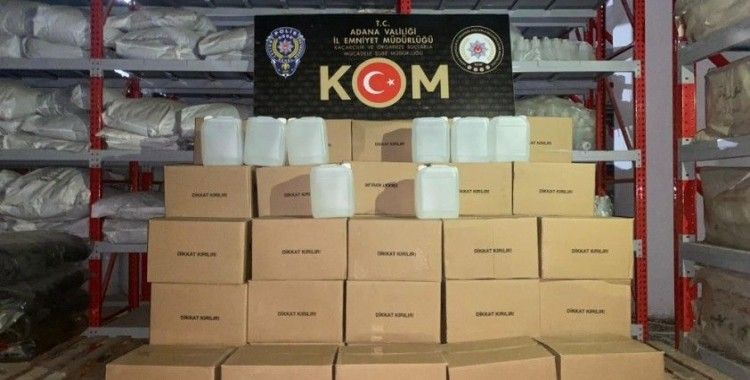 Adana'da bin 340 litre kaçak etil alkol ele geçirildi