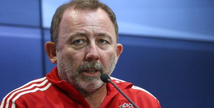 Beşiktaş Teknik Direktörü Sergen Yalçın'ın Kovid-19 testi pozitif çıktı