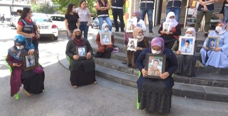 HDP önündeki ailelerin evlat nöbeti 376'ncı gününde