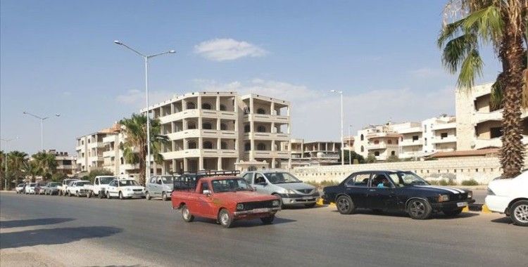 Suriye'de Esed rejiminin kontrolündeki bölgelerde yakıt krizi yeniden başgösterdi