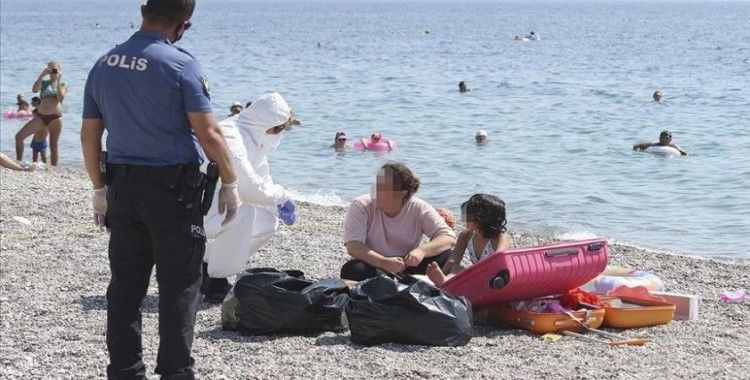 Antalya'da karantinada olması gereken kadın Konyaaltı sahilinde yakalandı