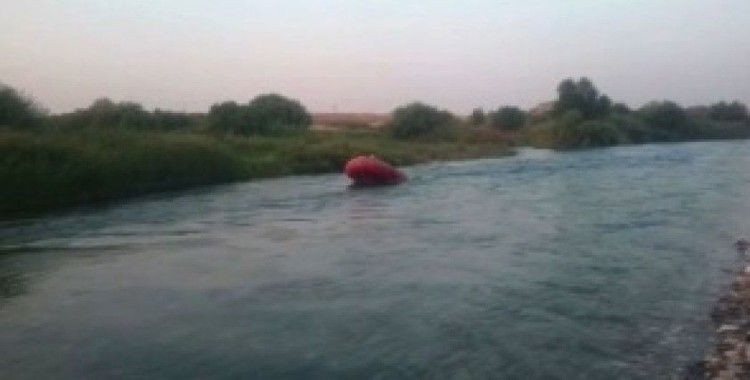 İtfaiye ekipleri Dicle Nehri'nde mahsur kalan vatandaşları kurtardı