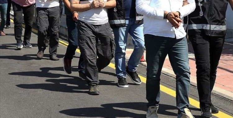 İzmir merkezli 28 ilde yürütülen FETÖ soruşturmasında 66 kişi hakkında gözaltı kararı verildi