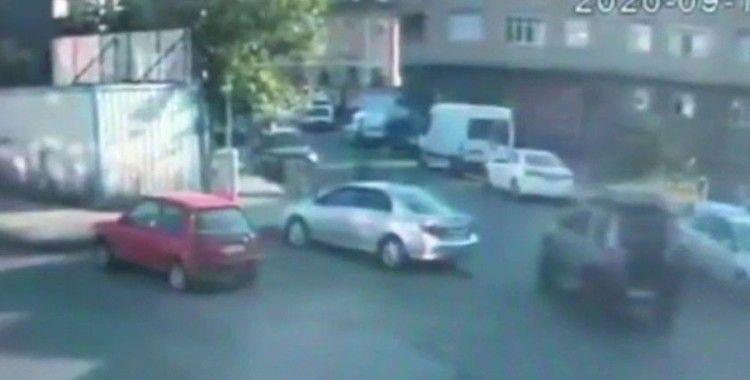  Ataşehir’de evi soymaya çalışan hırsızlar yaşlı kadını vurdu